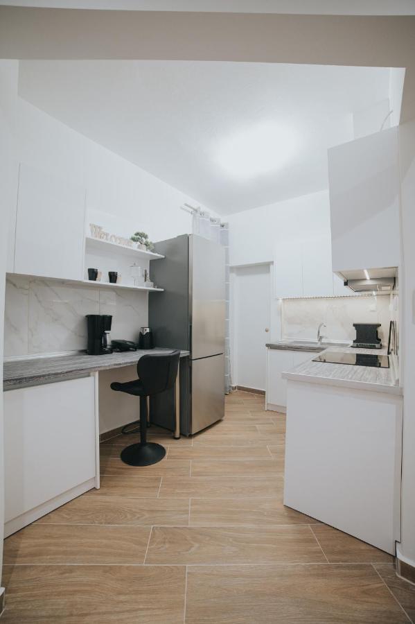 Comfy And Stylish Apartment Thessaloníki Luaran gambar